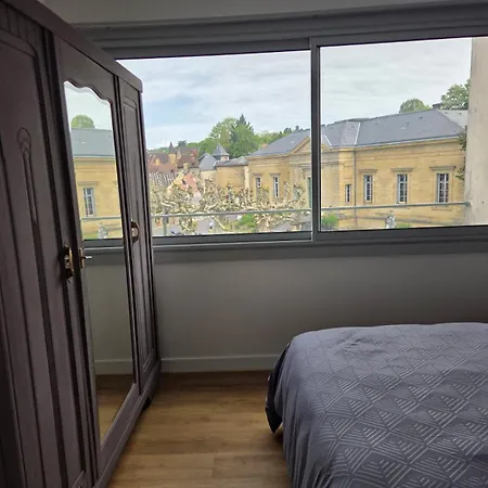 شقة Le Cocon Sarladais, Centre Avec Balcon Et Parking Prive سارلا لا كانيدا
