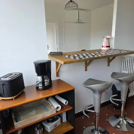Le Cocon Sarladais, Centre Avec Balcon Et Parking Prive شقة سارلا لا كانيدا